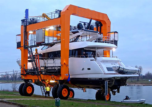 Mobile Yacht Crane